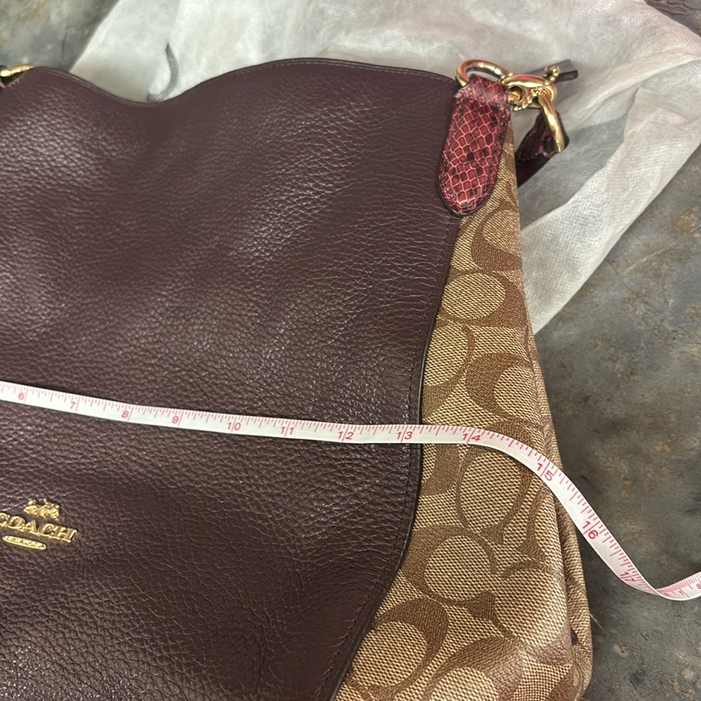 Coach Purse - Picture 10 of 11